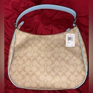BNWT Coach Signature Tan and Powder Blue Signature Zip